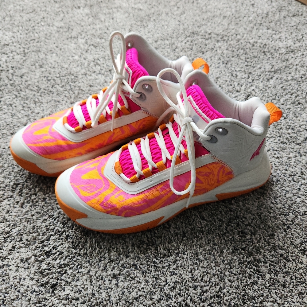 Moolah Girls Press Break V2 Basketball Shoes